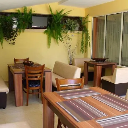 Family Selena 호텔 2*